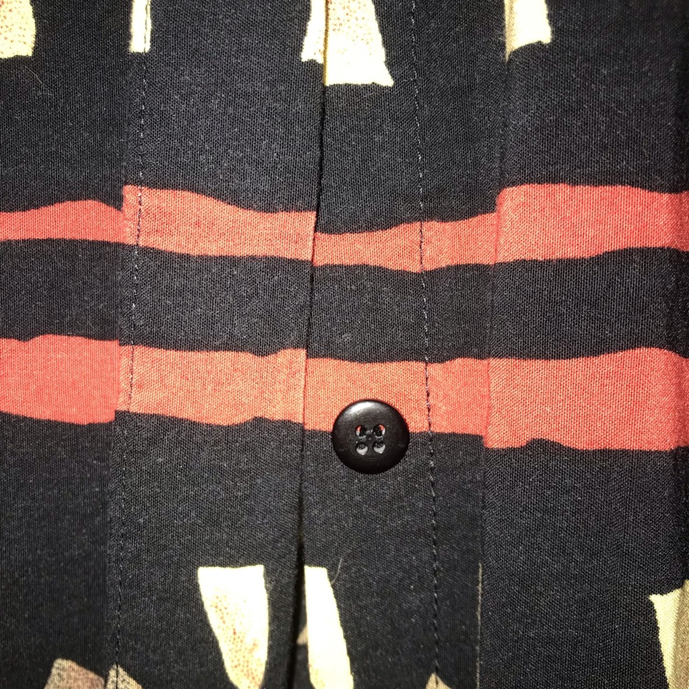 Retro Button Up - Picture 3 of 4